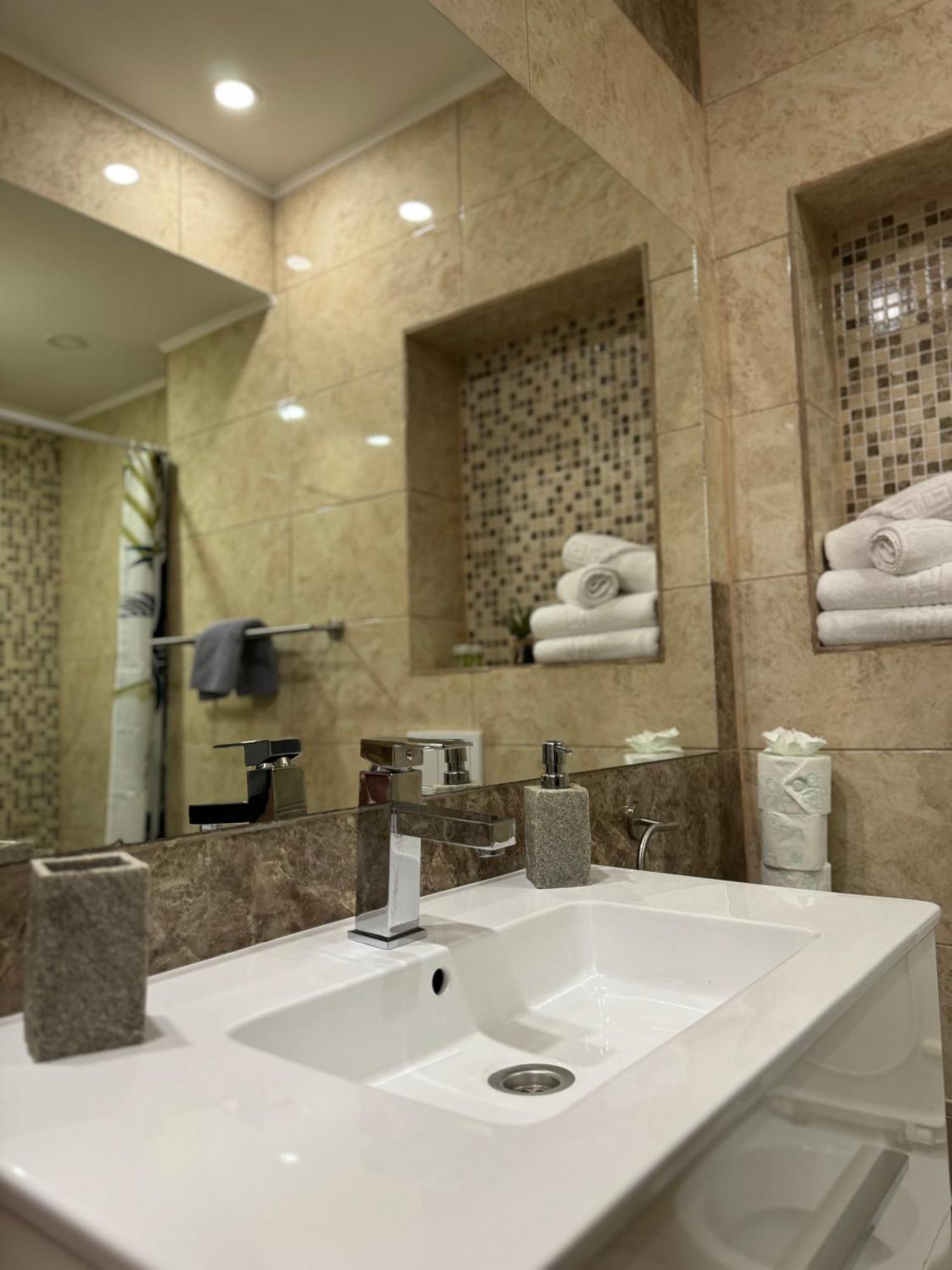 Ada'S Luxury Apartament&Studio - Old City 布拉索夫 外观 照片