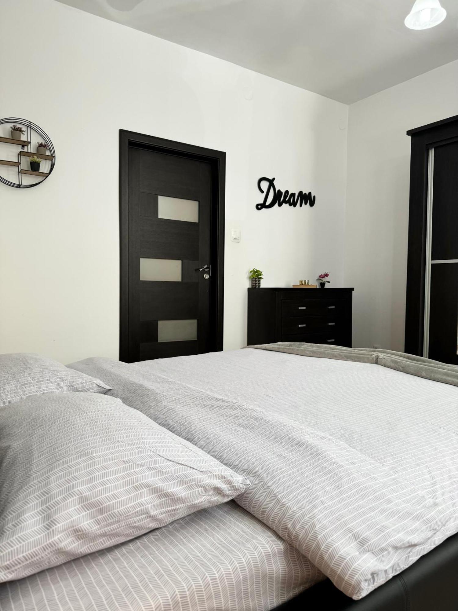 Ada'S Luxury Apartament&Studio - Old City 布拉索夫 外观 照片